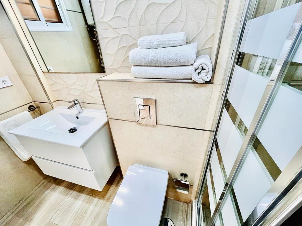 דירות בנאלמדנה Moderno Y Nuevo Apartamento Playa מראה חיצוני תמונה